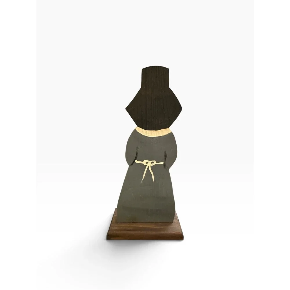 Hand-Painted Vintage Thanksgiving Pilgrim Wooden Figurines
